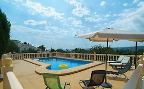 Villa Calle Leon